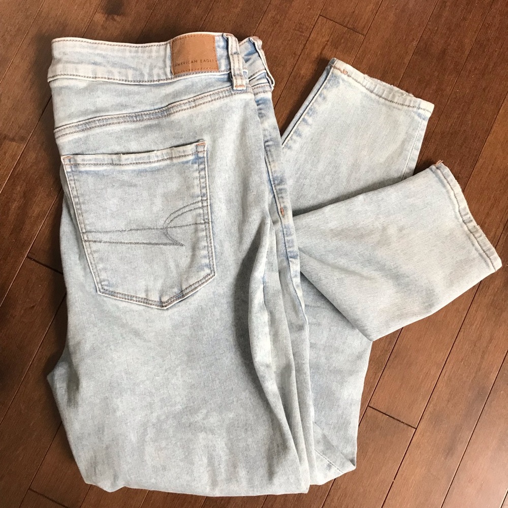 American Eagle Outfitters Hi Rise jegging. Size 16. Next Level Stretch